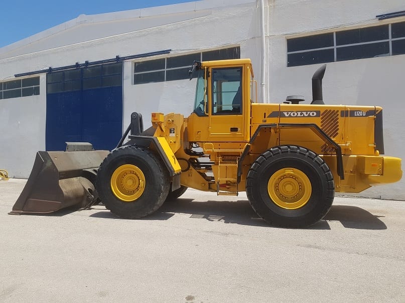 2001 Volvo L120D Wheel Loader — photo 1