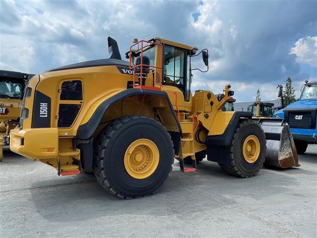 Wheel Loaders